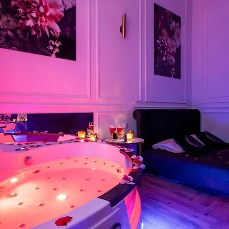 Vistula Boulevards Jacuzzi Apartment Krakow Exterior photo